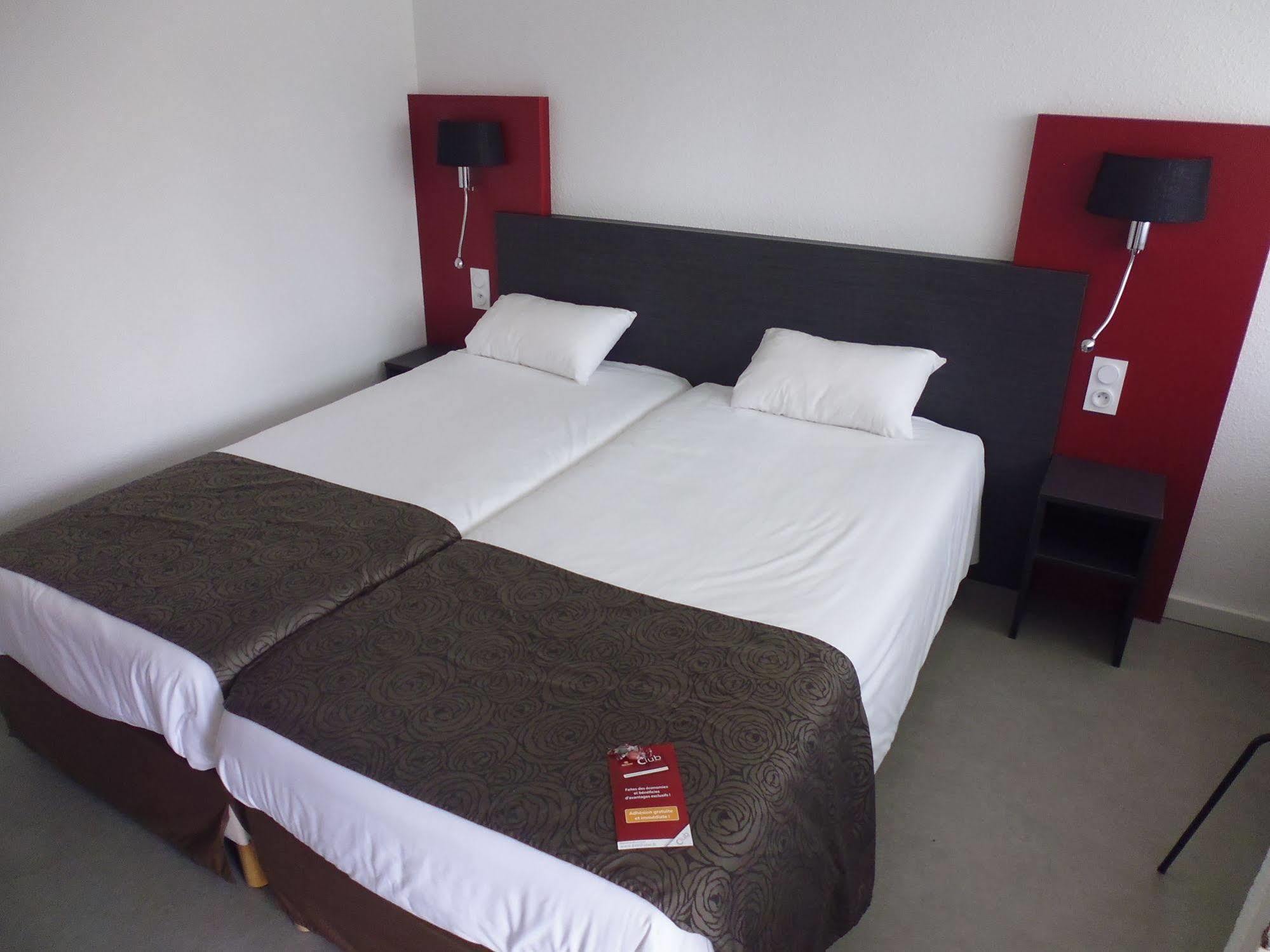 Brit Hotel מאיין מראה חיצוני תמונה